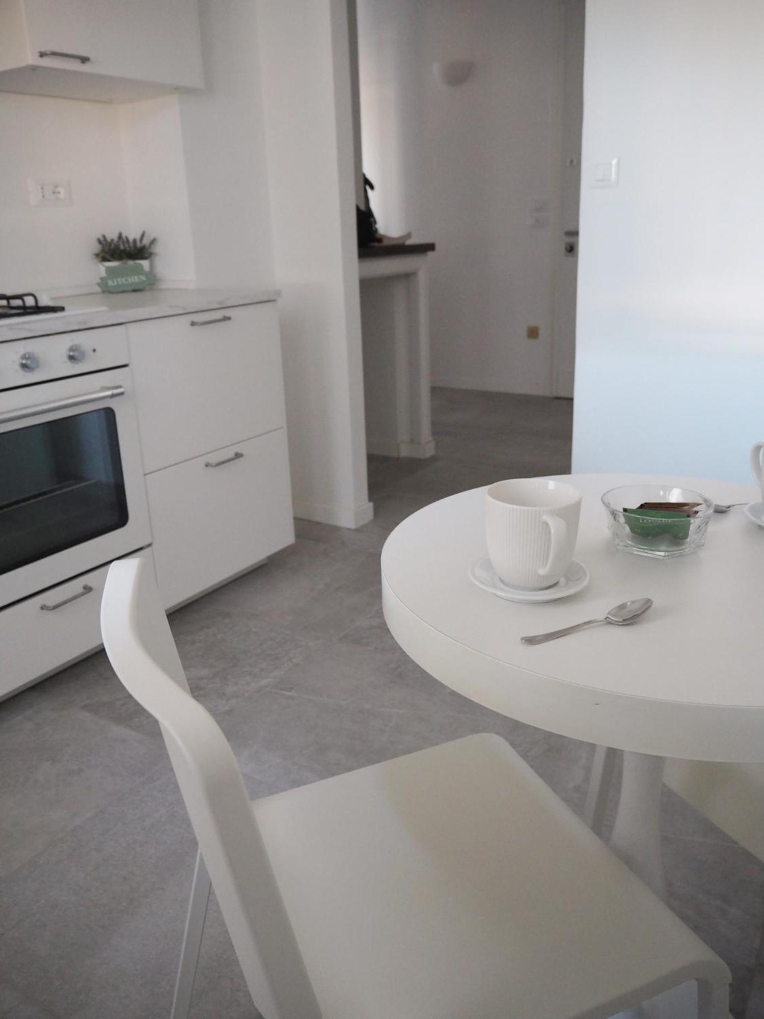 Ceccarini 2023 Appartement Riccione Buitenkant foto